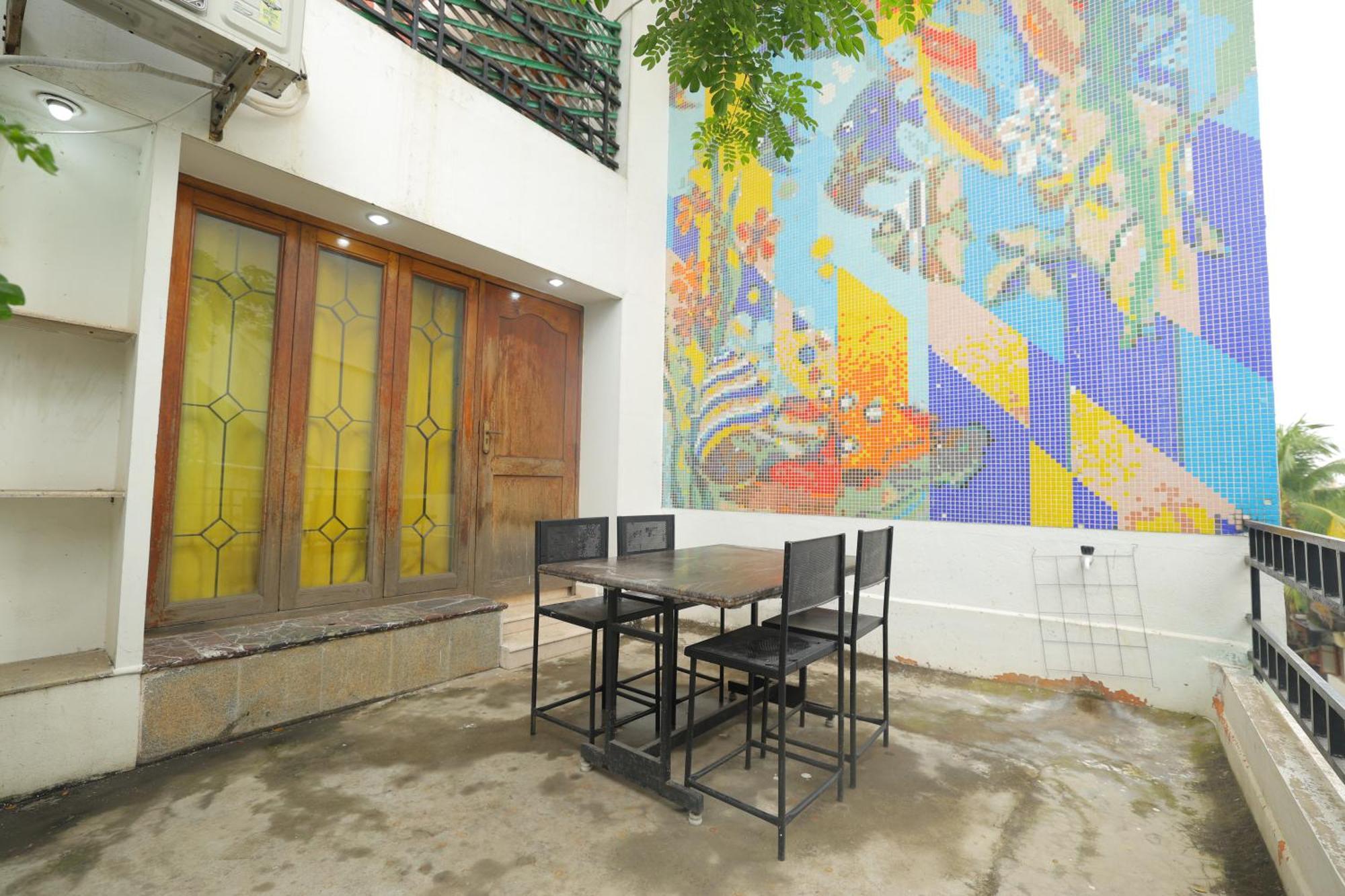 Sm Villa 蓬蒂切里 外观 照片