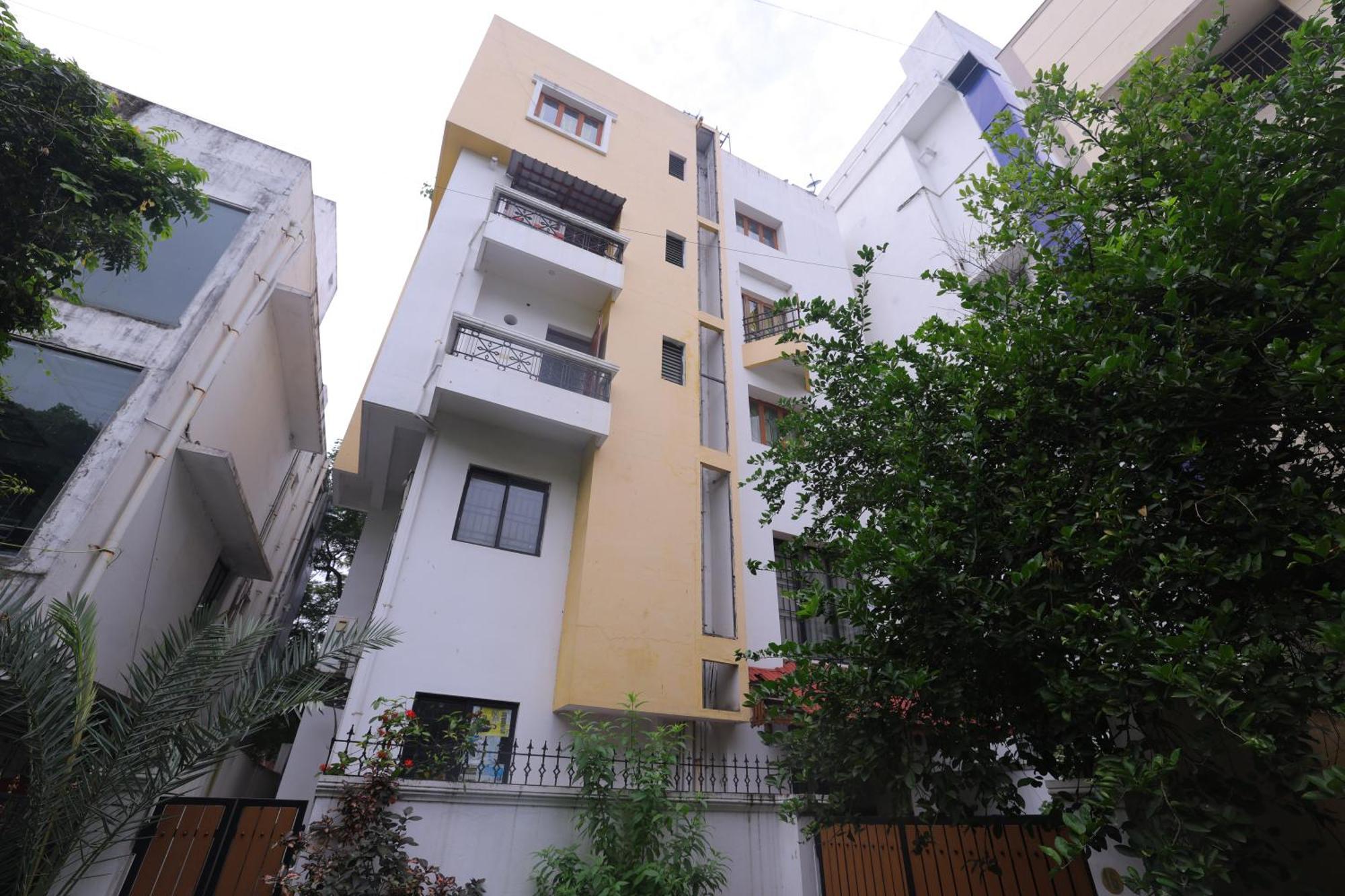 Sm Villa 蓬蒂切里 外观 照片