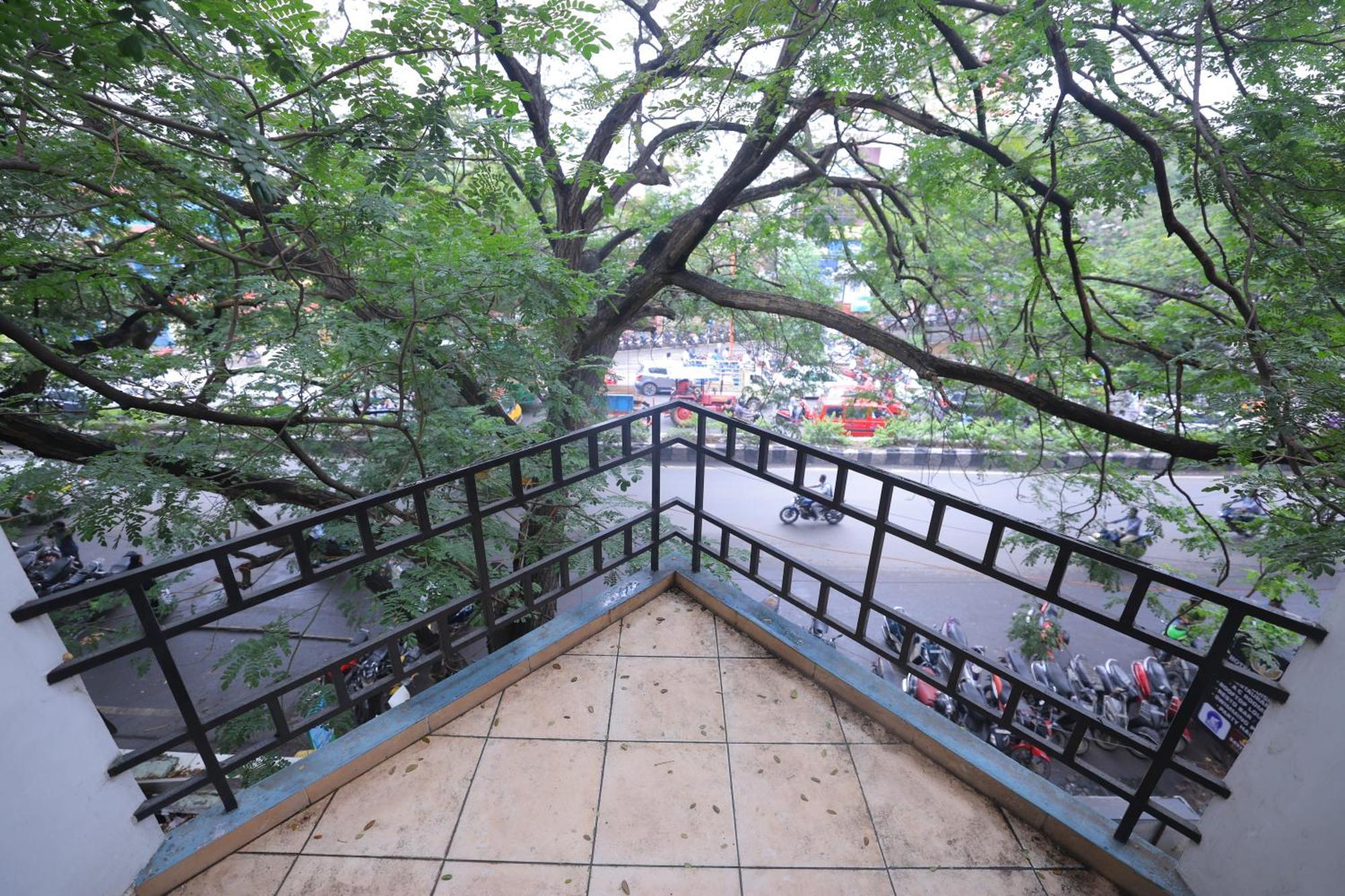 Sm Villa 蓬蒂切里 外观 照片